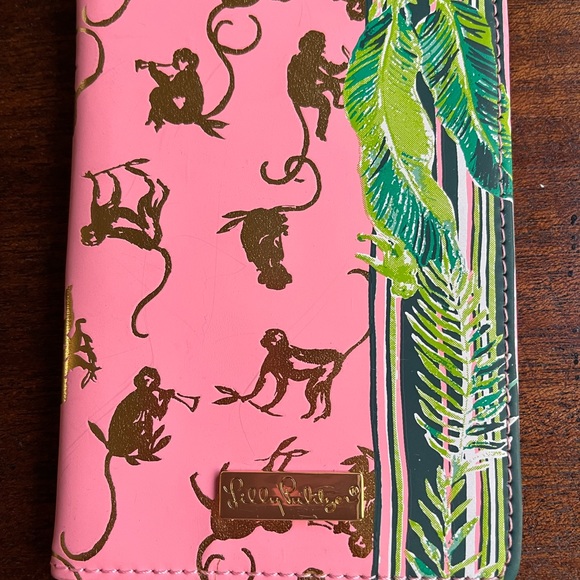 Lilly Pulitzer Handbags - Lilly Pulitzer Credit/Pasport Card Holder